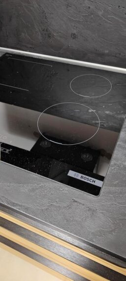 image client 1 Table induction Bosch Série4 PVS611BB6E série 4