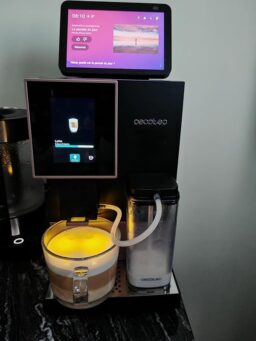 image client 1 Machine à café superautomatique Cecotec Cremmaet Compactccino Connected