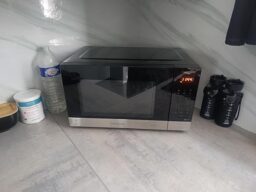 image client 1 Micro Ondes avec Gril Cecotec ProClean 6110