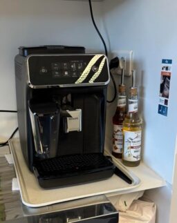 image client 1 Machine à espresso Philips EP2220-10 automatique avec broyeur