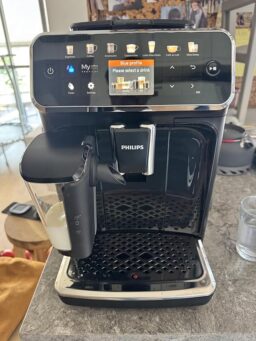 image client 1 Machine à café expresso broyeur Philips EP5547-90