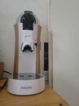 image client 1 Machine à café à dosettes Philips Senseo CSA240-61