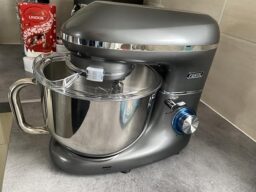 image client 1 Robot pâtissier Fentic SM 1504N multifonction hautes performances