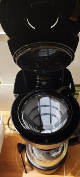 image client 10 Cafetière électrique amazon basics machine à café filtre 10 tasses