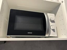 image client 10 Micro Ondes Cecotec ProClean 2010