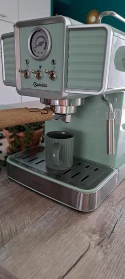 image client 10 Machine à café espresso Cecotec power 20 barista pro