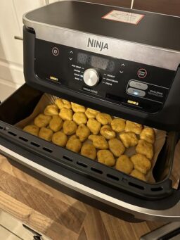 image client 10 Friteuse À Air NINJA Foodi FlexDrawer Fryer