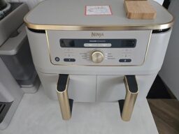 image client 10 Friteuse À Air Ninja Foodi MAX Dual Zone AF400EUWH