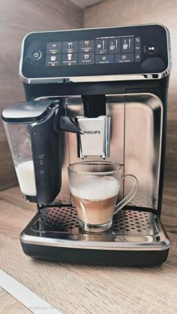 image client 10 Machine à espresso Philips EP2220-10 automatique avec broyeur