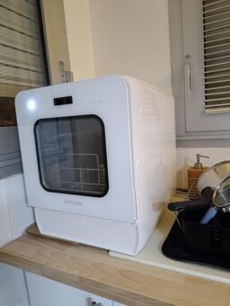 image client 2 Mini lave vaisselle Airmsen C01 compact pratique silencieux innovant