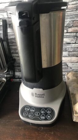 image client 2 Blender chauffant Russell Hobbs 21480 56