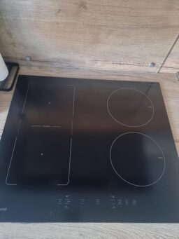 image client 2 Table de Cuisson À Induction Gudsunal Plaque 4 Feux