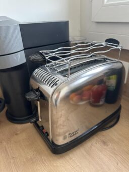 image client 2 Grille pain Russell Hobbs 23311 56 Victory