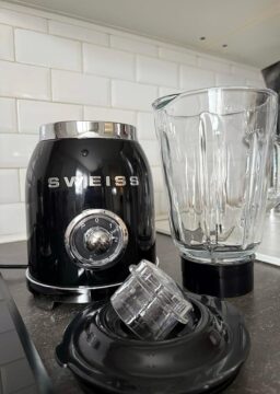 image client 2 Blender électrique SWEISS MXV9 Smoothie Vintage