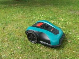 image client 3 Tondeuse robot Bosch Indego M+ 700