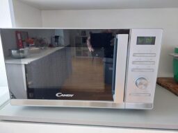 image client 3 Four Micro ondes Candy Moderna CMWA23TNDS