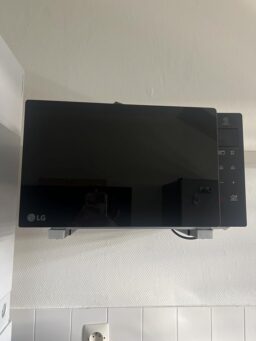 image client 3 Micro Ondes Lg Mh6032gas