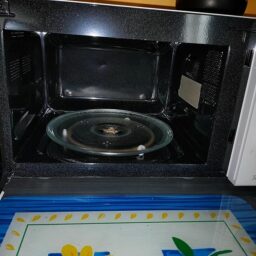 image client 3 Micro Ondes Cecotec ProClean 4010