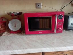 image client 3 Micro ondes Rétro MEDION MD15000