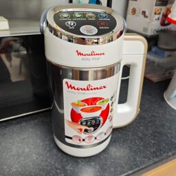 image client 3 Blender chauffant Moulinex Easy Soup Silver LM841110