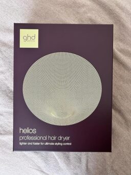 image client 3 Sèche cheveux professionnel Ghd Helios