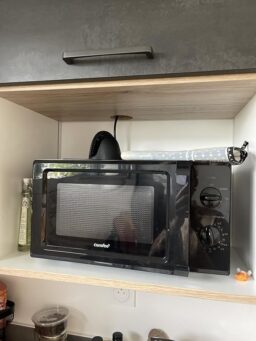 image client 4 Four Micro Ondes Compact Comfee Grande Cuisine CM M202CC(WH)