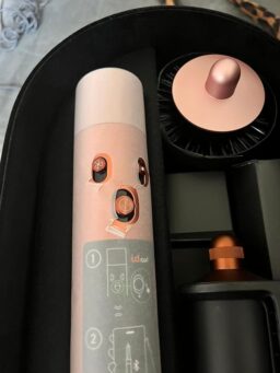 image client 4 Outil Coiffage Multifonction Dyson Airwrap I.d. Moderne