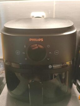 image client 4 Friteuse À Air Philips Airfryer Série 2000 NA230-00