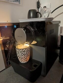 image client 5 Machine à café superautomatique Cecotec Cremmaet Cube