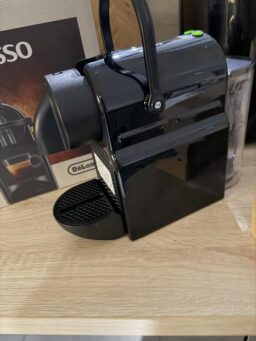 image client 5 Machine À Café Automatique À Capsules Nespresso Inissia En80.b