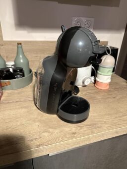image client 5 Machine à café à capsules Nescafé Dolce Gusto Mini Me KP123810