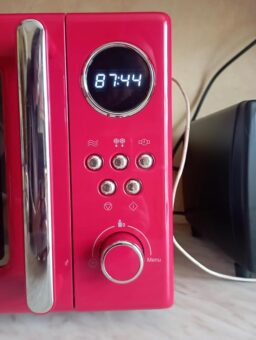 image client 5 Micro ondes Rétro MEDION MD15000