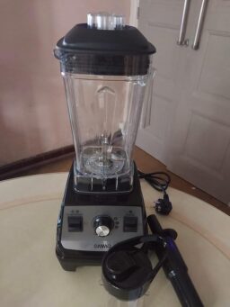 image client 5 Blender mixeur Ommo Professionnel 1.8l
