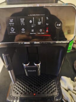 image client 5 Machine à espresso Philips EP2220-10 automatique avec broyeur