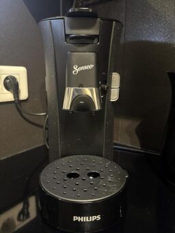 image client 5 Machine à café à dosettes Philips Senseo CSA240-61