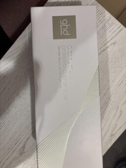 image client 6 Lisseur professionnel Ghd Platinum+ pour cheveux exigeants