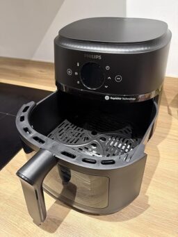 image client 6 Friteuse À Air Philips Airfryer Série 2000 NA230-00