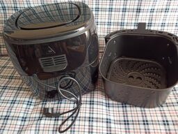 image client 6 Friteuse sans Huile Russell Hobbs Air Fryer XXL 8L