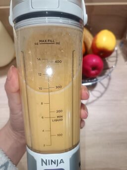 image client 7 Blender portable Ninja BC151EUBK pour smoothies et shakes