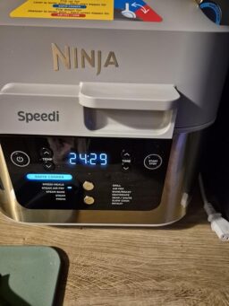 image client 7 Autocuiseur Rapide Ninja Speedi ON400EUCP