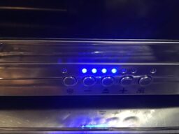 image client 7 Grille pain Russell Hobbs 23380 56 Elegance pour la cuisine