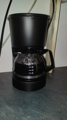 image client 7 Cafetiere À Filtre Électrique Tristar CM 1246 Maison Camping