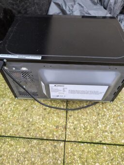 image client 8 Four Micro Ondes Candy Idea CMW20SMW