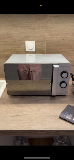 image client 8 Micro Ondes Grill Cecotec ProClean 3160