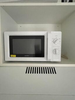 image client 8 Four Micro Ondes Compact Comfee Grande Cuisine CM M202CC(WH)