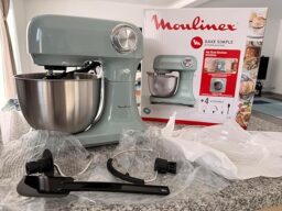 image client 8 Robot pâtissier compact Moulinex Bake Simple QA1413F0