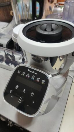 image client 8 Robot cuiseur Moulinex Companion Pro HF850BF0 multifonction