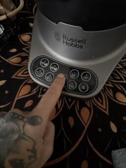 image client 9 Blender chauffant Russell Hobbs 21480 56