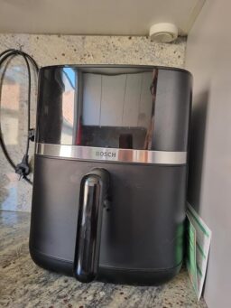image client 9 Friteuse sans Huile Bosch Air Fryer Série 4 XL MAF462C0