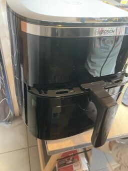 image client 9 Friteuse À Air Chaud Bosch Fryer Série 6 XXL MAF671C0